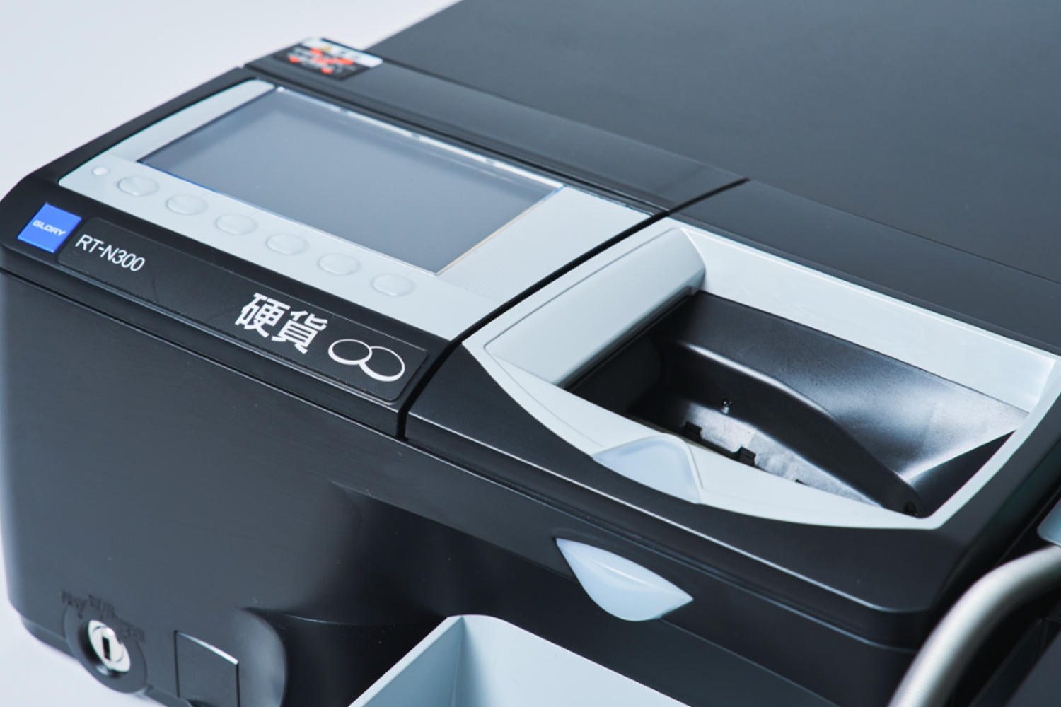 大きな画面、分かりやすい表示でスムーズに操作