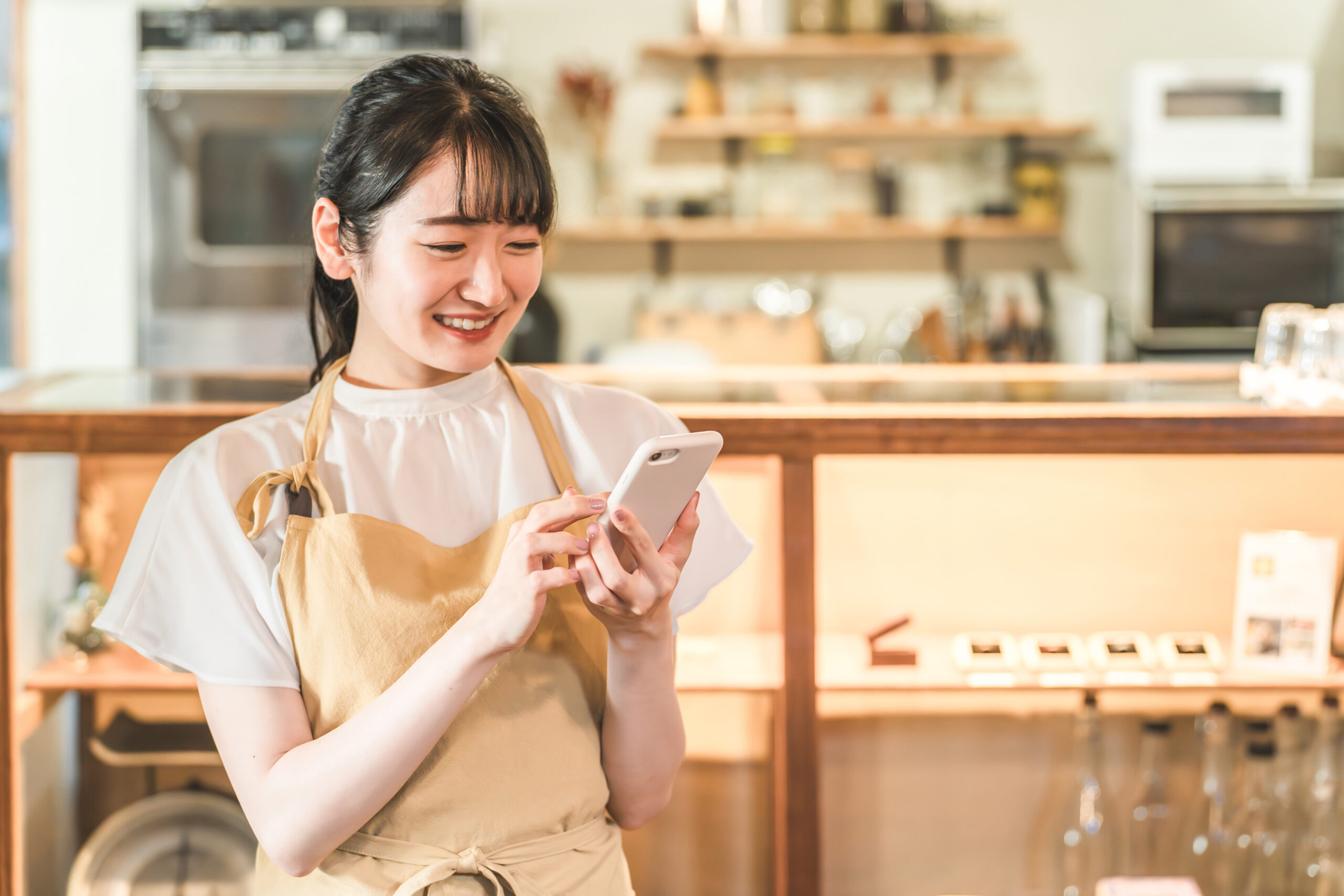 モバイルオーダーシステムの導入に使える補助金は？利用時の注意点も解説