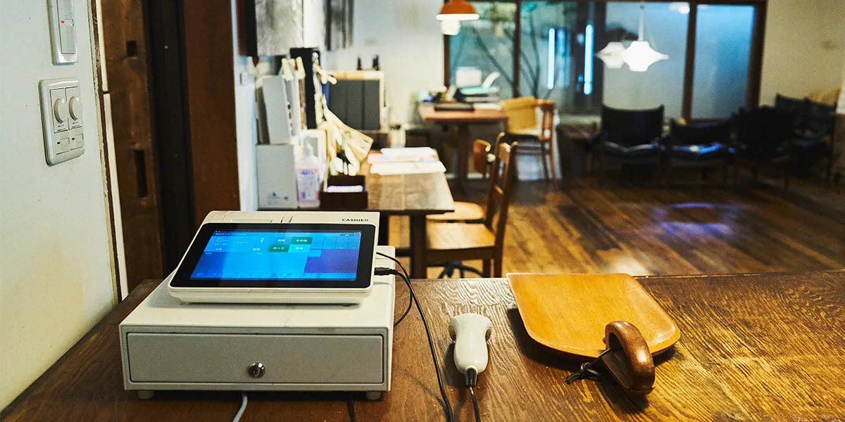 クラウドPOSレジを最大活用、データ分析を活用した販売戦略。